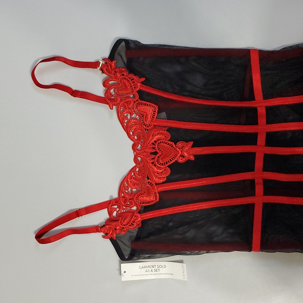Venus Brand NWT Black/Red Heart Lace Mesh Corset Valentine Lingerie Sz Sm